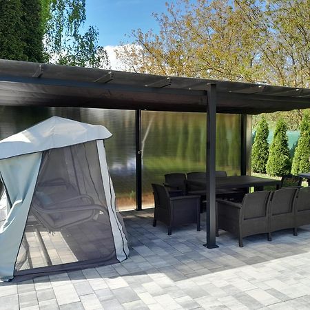 Domek Pod Brzozami Z Jacuzzi ,Grillem I Tarasem Przemyśl 外观 照片